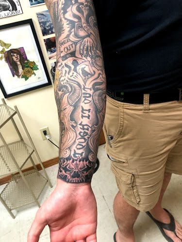 Alien Phone Tattoo