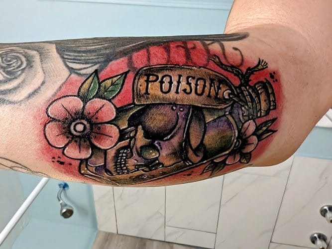 Bonnie & Clyde Tattoo Studio, LLC