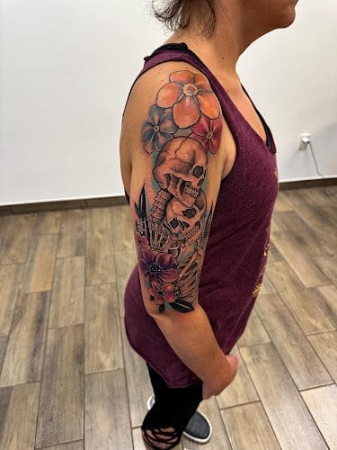 Cameo’s Tattoo & Art Collective