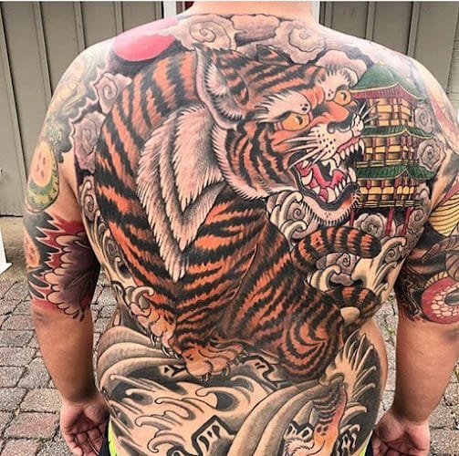 Full Hearts Tattoo Collective