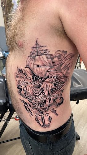 Goodfeathers Tattoos & Piercings