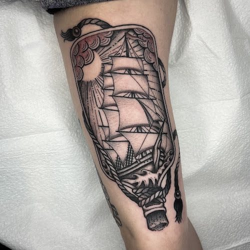 Hot Love Tattoo