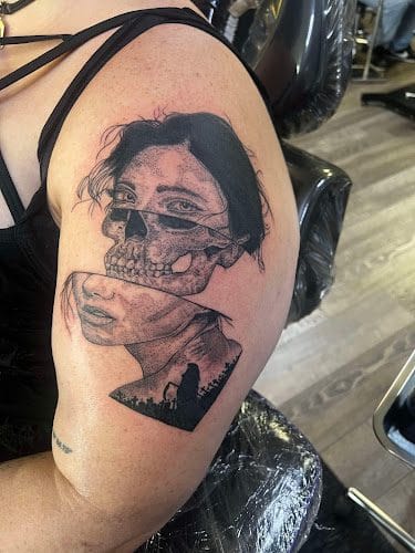 Ink Wolves Tattoos & Piercings