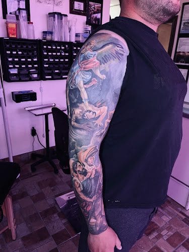 PISTOL PETES TATTOO/PIERCING SALOON BURLESON