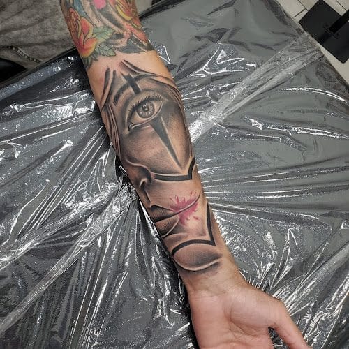 Tatt ‘Em Up Tattoos & Piercings