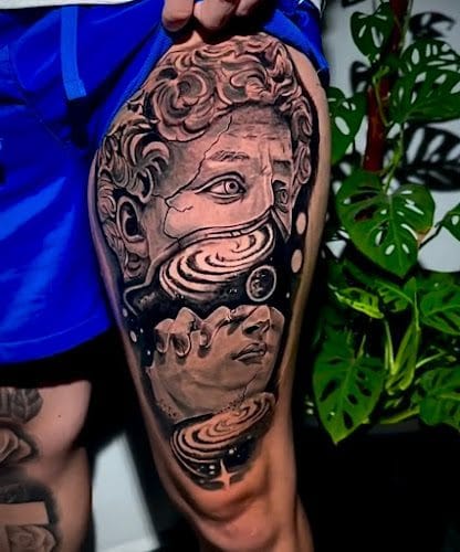 Z-Edge Tattoo & Body Piercing Gulf Gate Shop